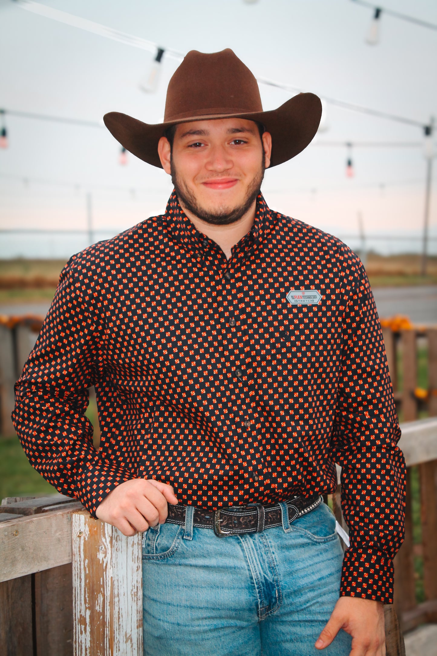 R&R Men’s Cardinal L/S Button-up