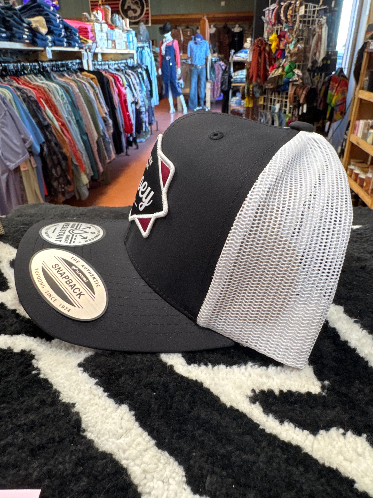 Hooey Diamond Blk/Red Cap