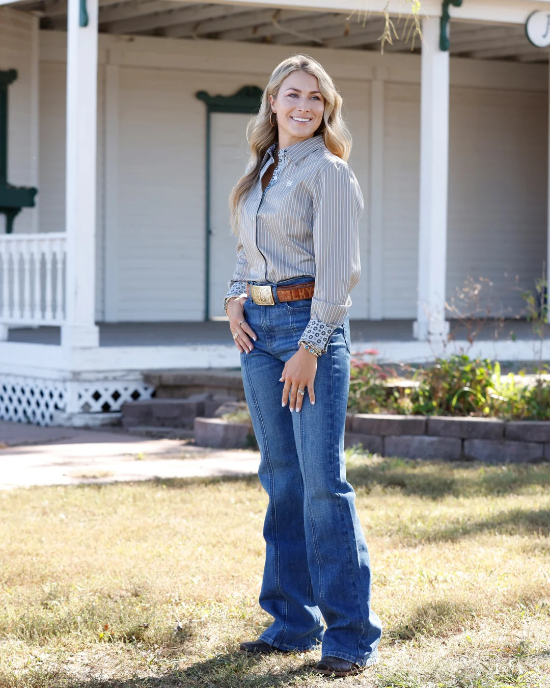 Cinch Women's Long Sleeve Brown & Light Blue Striped Button Up Shirt ðŸ¤