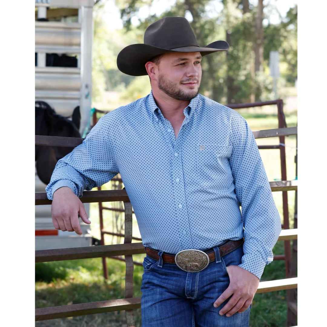 Cinch Men’s Light Blue Printed Arenaflex Button Down Shirt 🤠