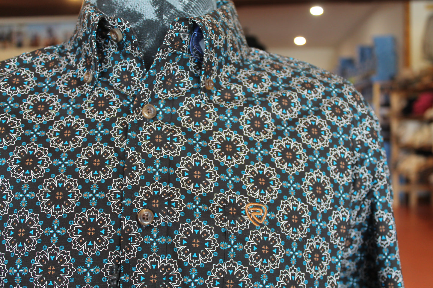 R&R Darrel Button Up- Black