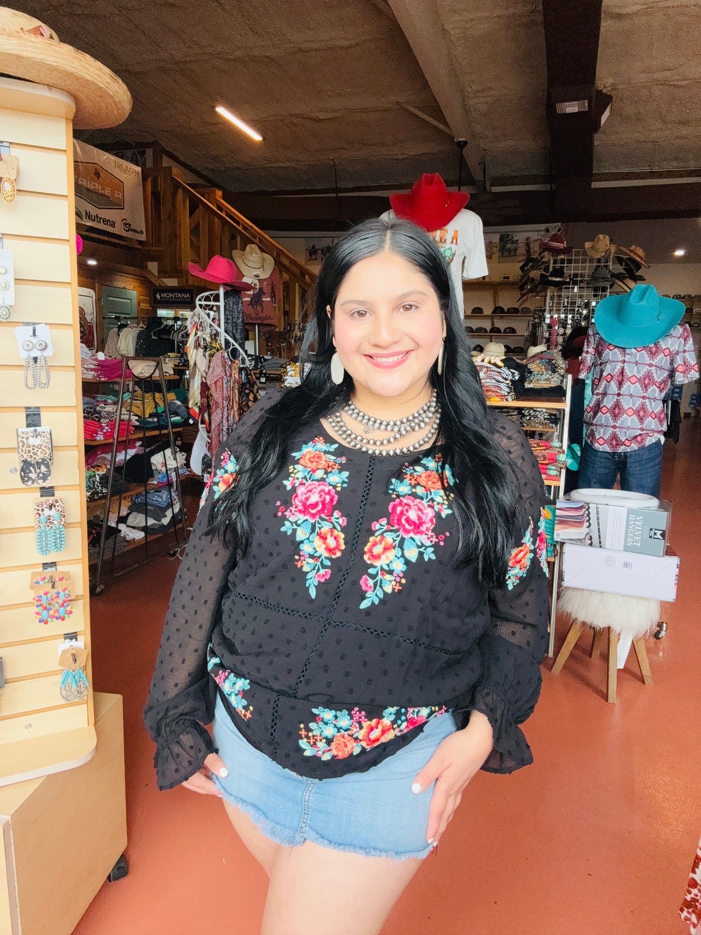 Savanna Jane Black/Floral Long sleeve Top