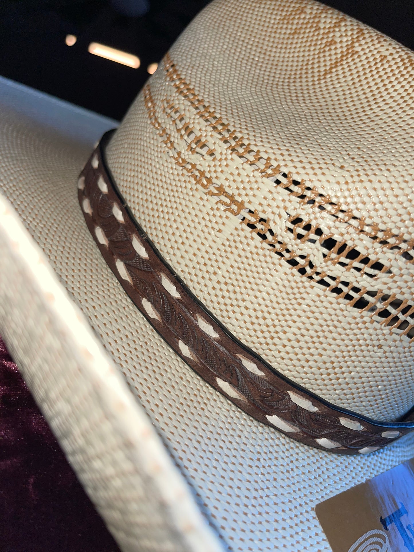 Twister Scrolling Buck Lace Hat Band