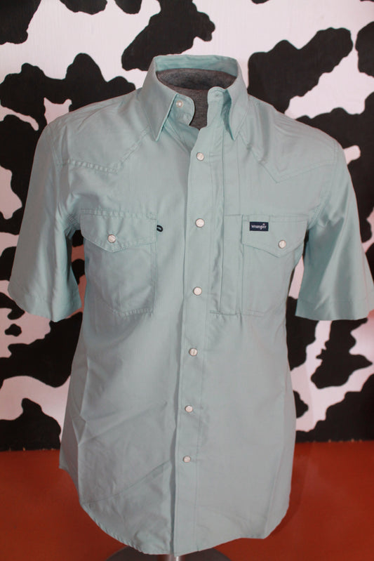 Wrangler Men's Robin Egg Performance Short- Sleeve