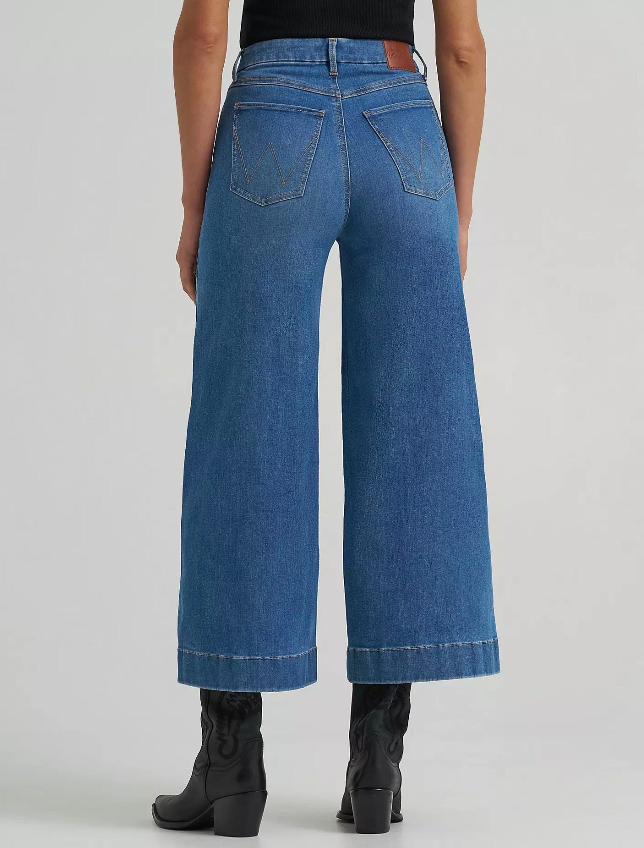 WOMEN'S WRANGLER BESPOKE WIDE LEG CROP JEAN🌵