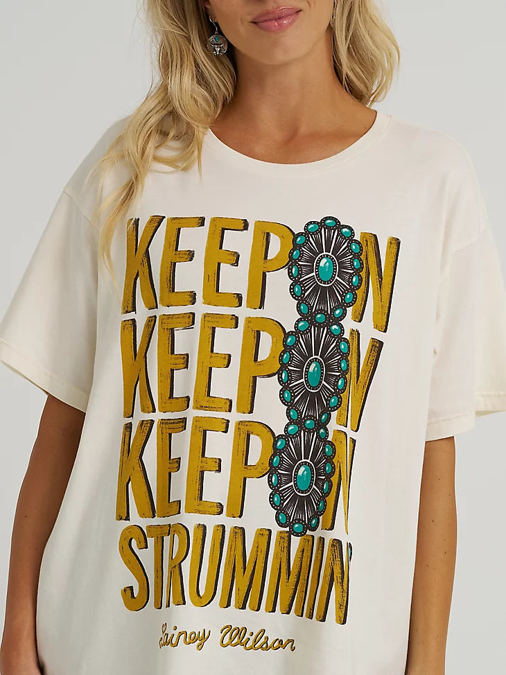 Lainey Wilson X Wrangler Keep on Tee