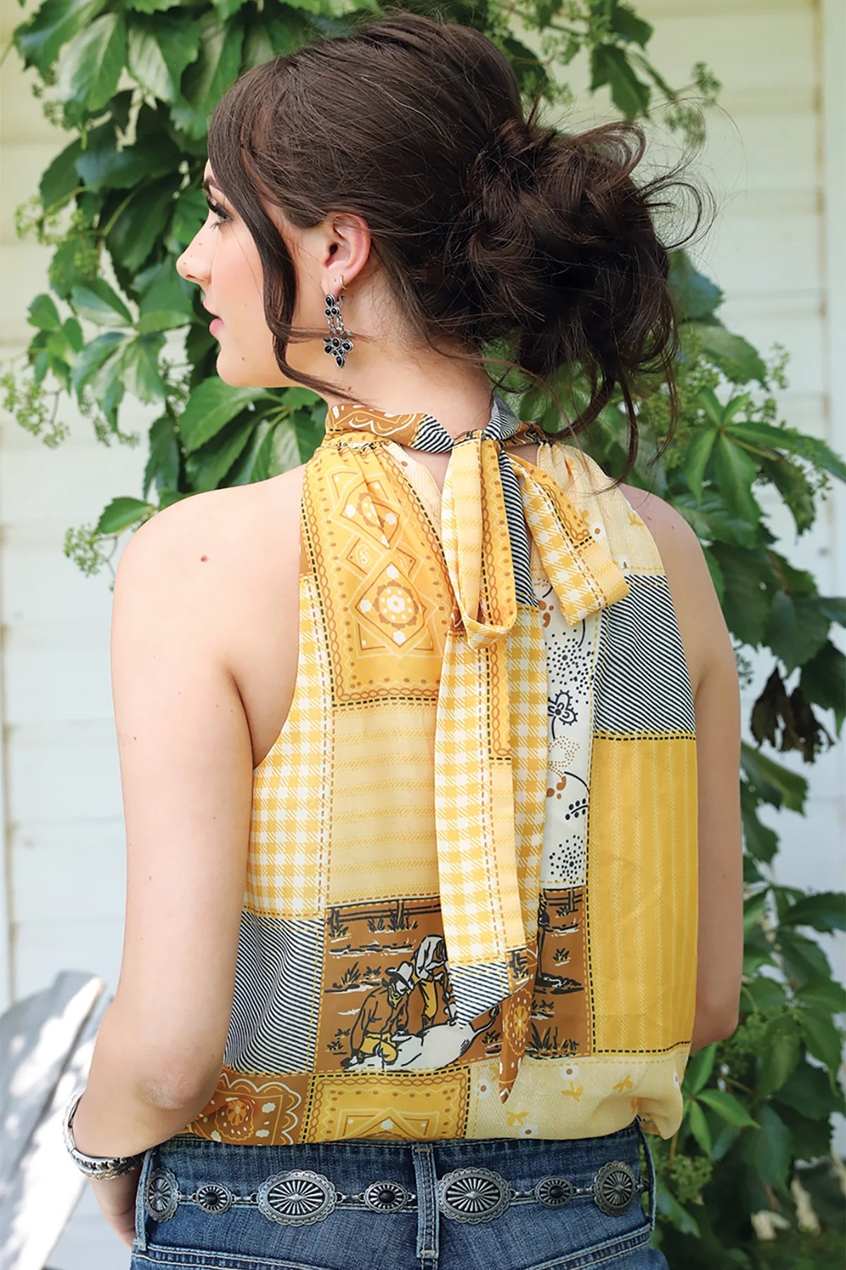 Cinch Women’s Yellow Cutoff Blouse