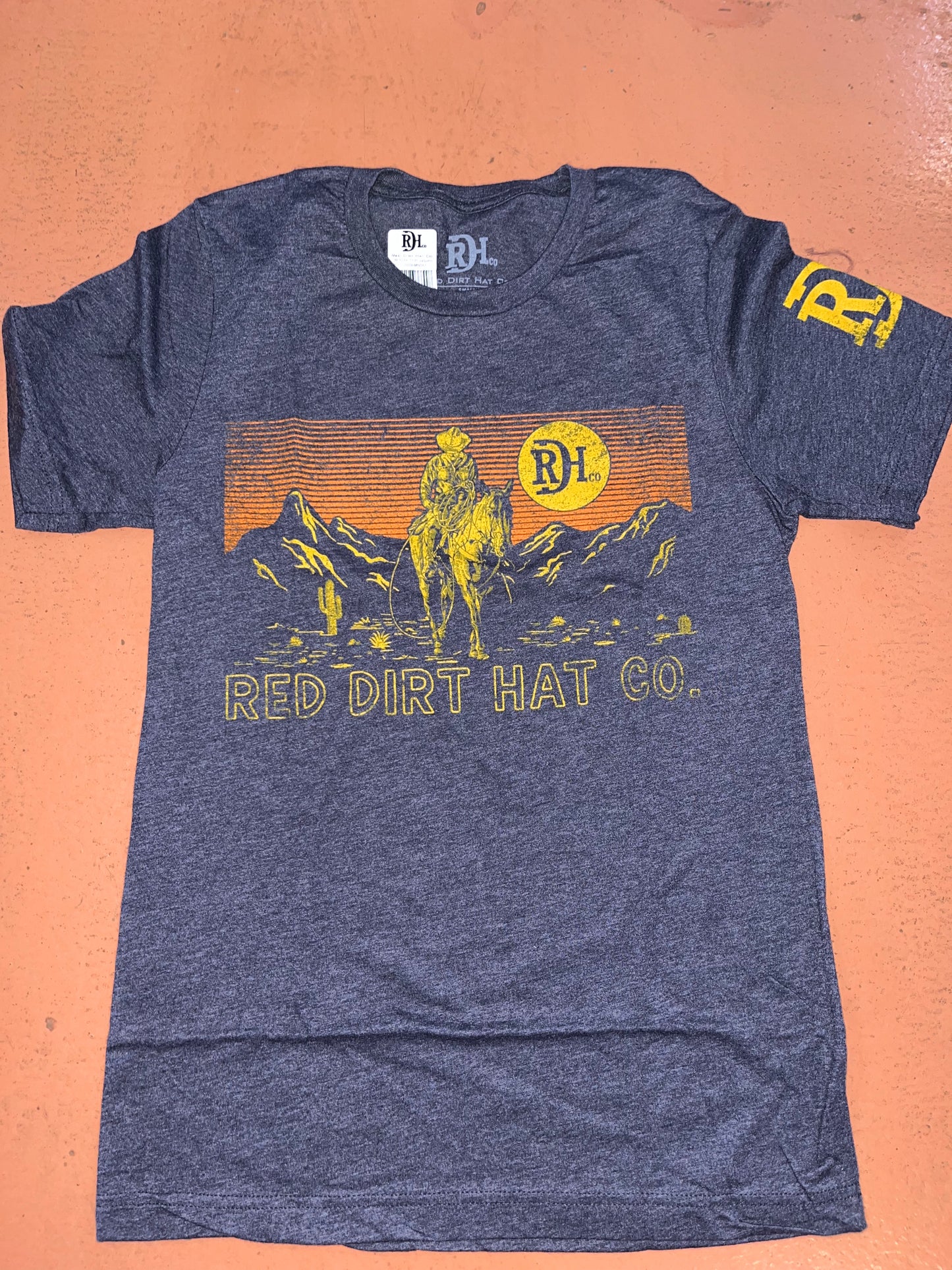 Red Dirt Vaquero Tee