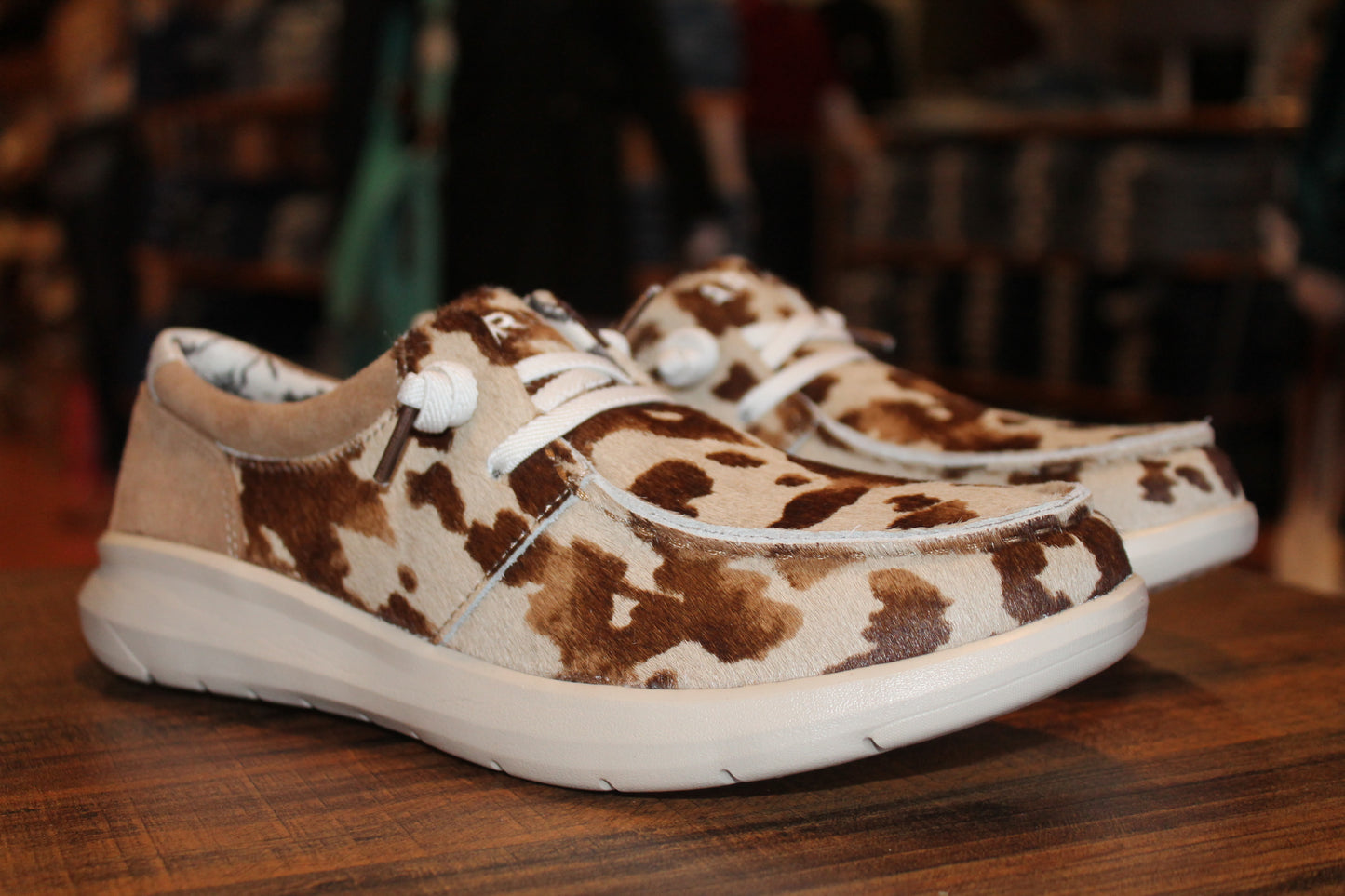 Women’s Hilo Tan Brindle Cruisers