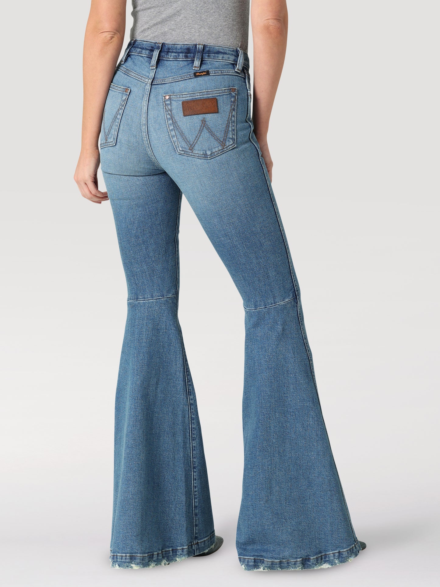 Wrangler Retro Womens Light Wash Flares