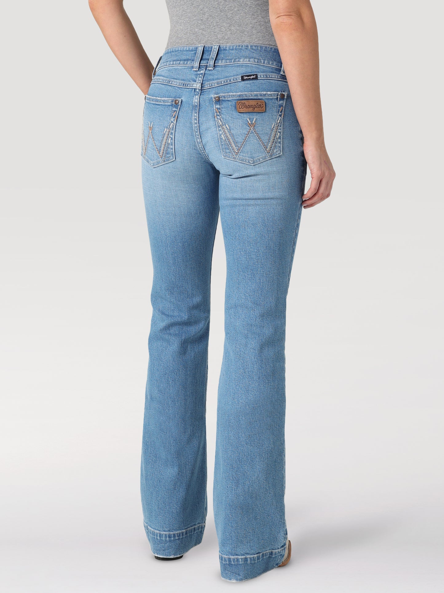 Wrangler Retro Women's Mid-rise Blue Denim Trousers