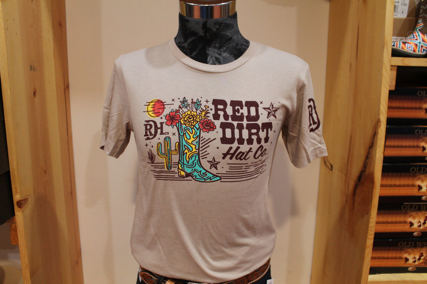 Red Dirt Dosey Doe Tee