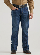 Load image into Gallery viewer, Wrangler Rock 47 Ryder Jeans
