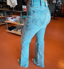 Load image into Gallery viewer, Wrangler Retro Women&#39;s Florence Bailey Light Wash High Rise Trouser
