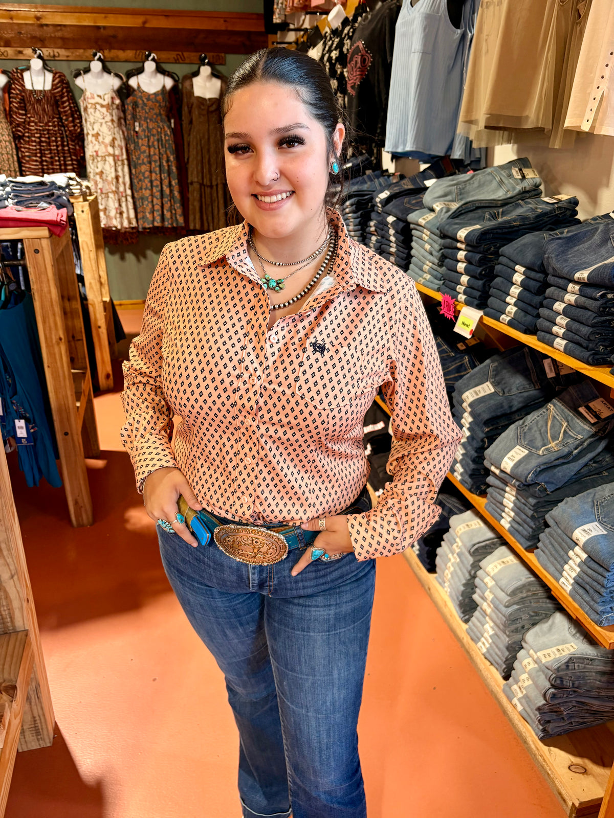 Women's Peach Print ArenaFlex Shirt 🤠