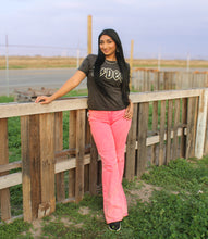 Load image into Gallery viewer, R&amp;R Women&#39;s Pink Acid Wash Jeans
