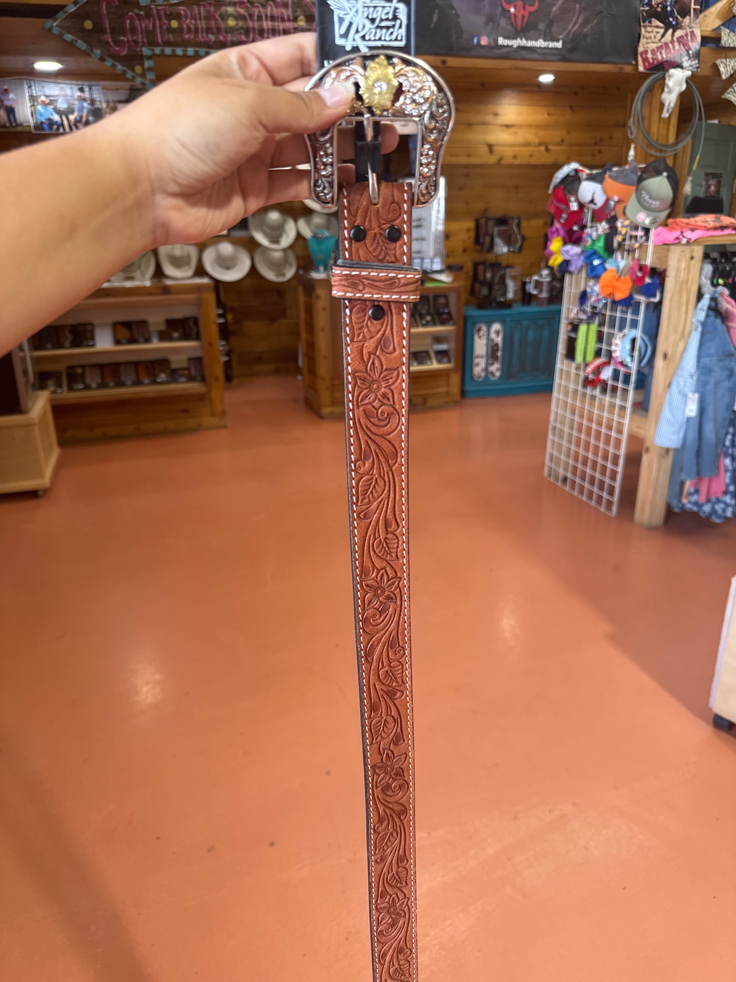 Women’s Angel Ranch ROUGHOUT Flower Belt
