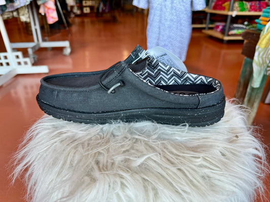 Wally Slip Stretch Canvas Black/Black