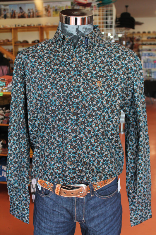 R&R Darrel Button Up- Black