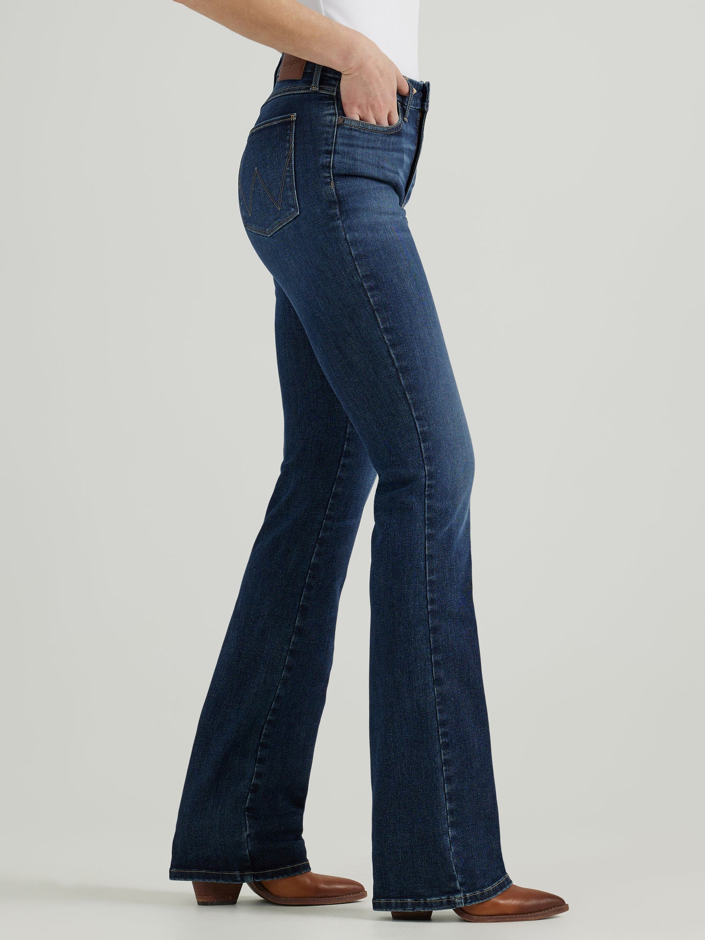 Wrangler Women’s Bespoke Lacy Bootcut Jeans