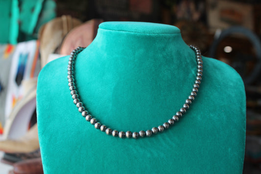 Navajo Pearl Strand Necklace