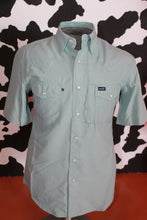 Load image into Gallery viewer, Wrangler Men&#39;s Robin Egg Performance Short- Sleeve
