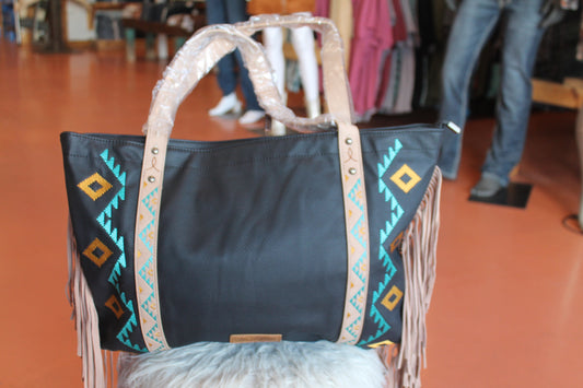 Wrangler Aztec Embroidered Large Tote Bag- Black