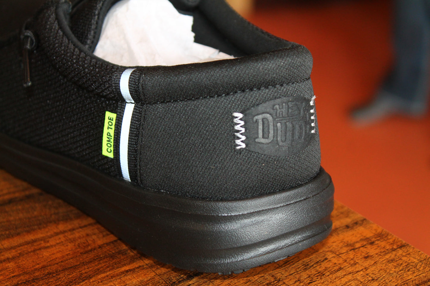 HEYDUDE WALLY WORK MEN’S CARBON TOE WORK SHOE