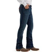 Load image into Gallery viewer, Men’s Wrangler Retro Slim Boot Sum25
