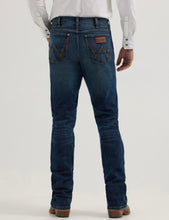 Load image into Gallery viewer, Men’s Wrangler Retro Slim Boot Sum25
