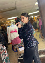 Load image into Gallery viewer, Sequin Velvet Blazer
