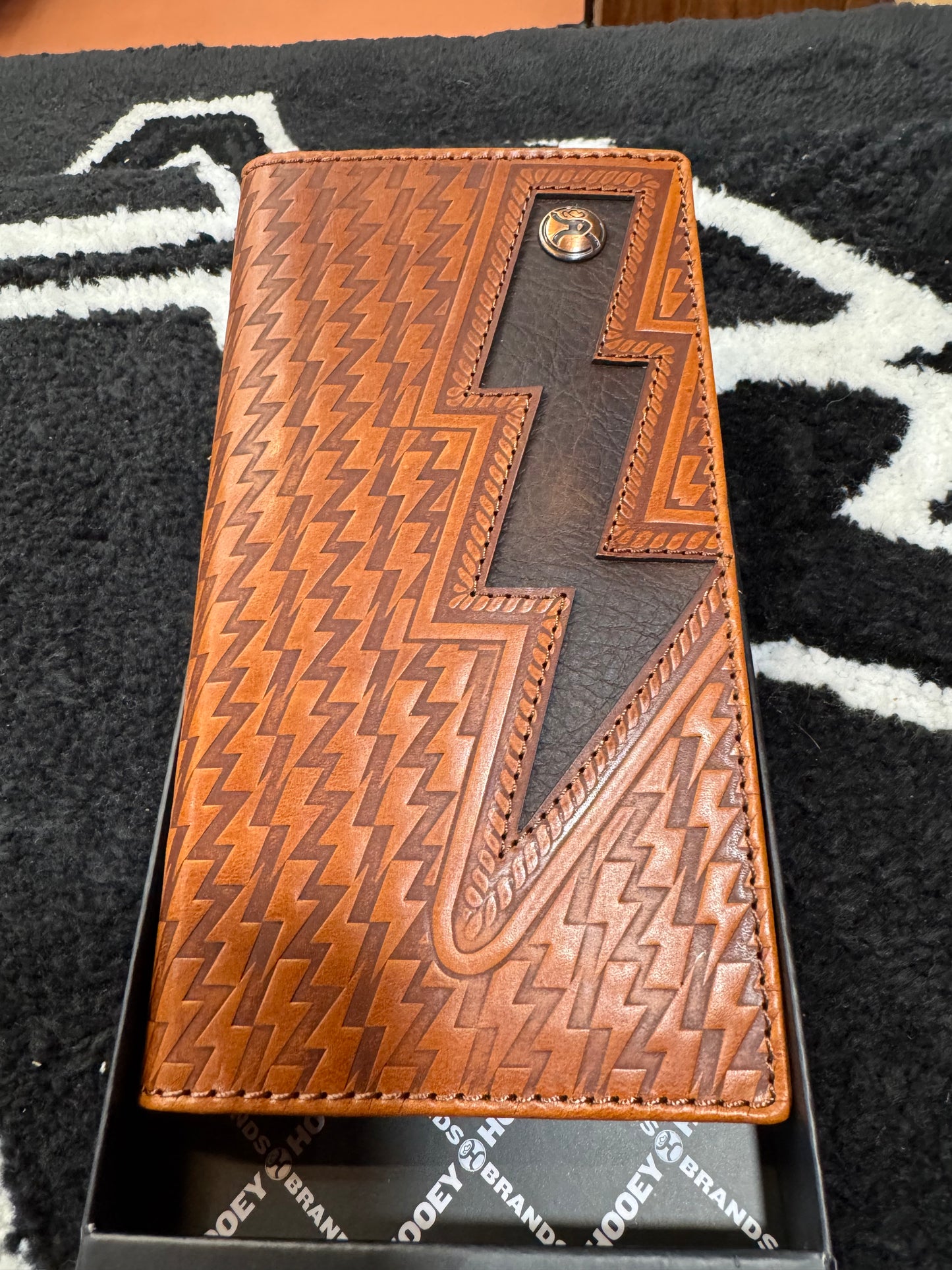 Hooey Men's Zemi Brown Lightning Basket Weave Embossed Leather Rodeo Wallet