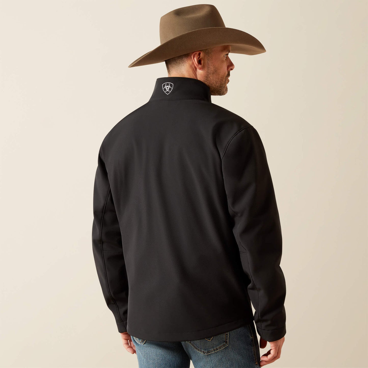 10062578 Ariat Men's Logo Softshell Jacket - Black