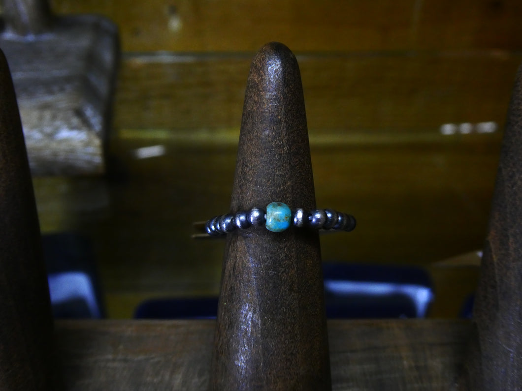 Stretch Navajo Pearl Ring