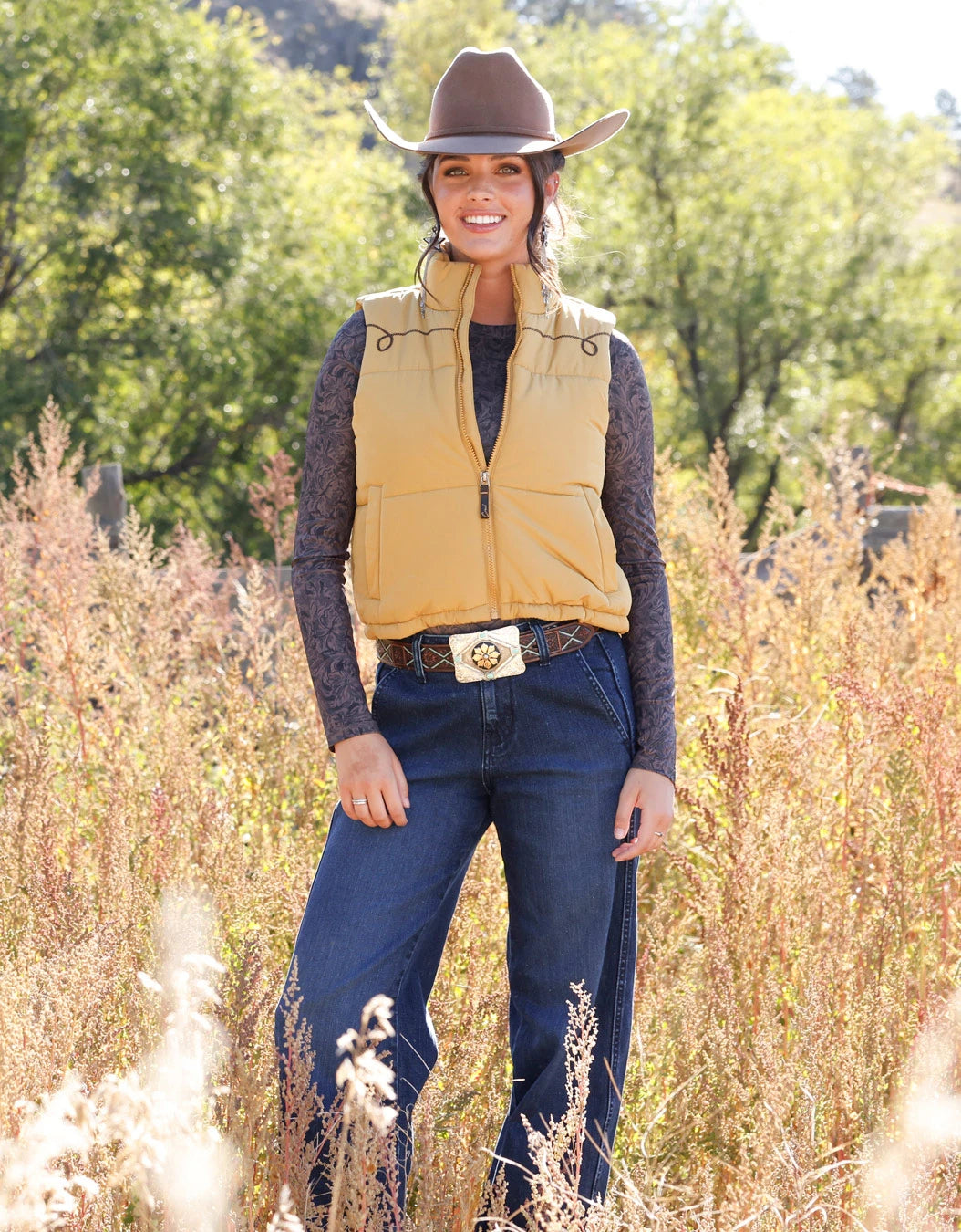 Cruel Women's Embroidered Zip Vest - Gold