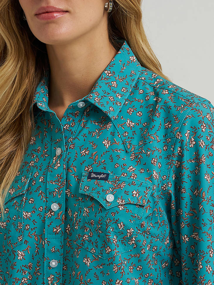 WRANGLER LADIES GREEN ARIA PERFORMANCE SHIRT-112375014