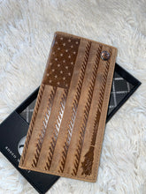 Load image into Gallery viewer, Liberty Roper Tan Rodeo Wallet
