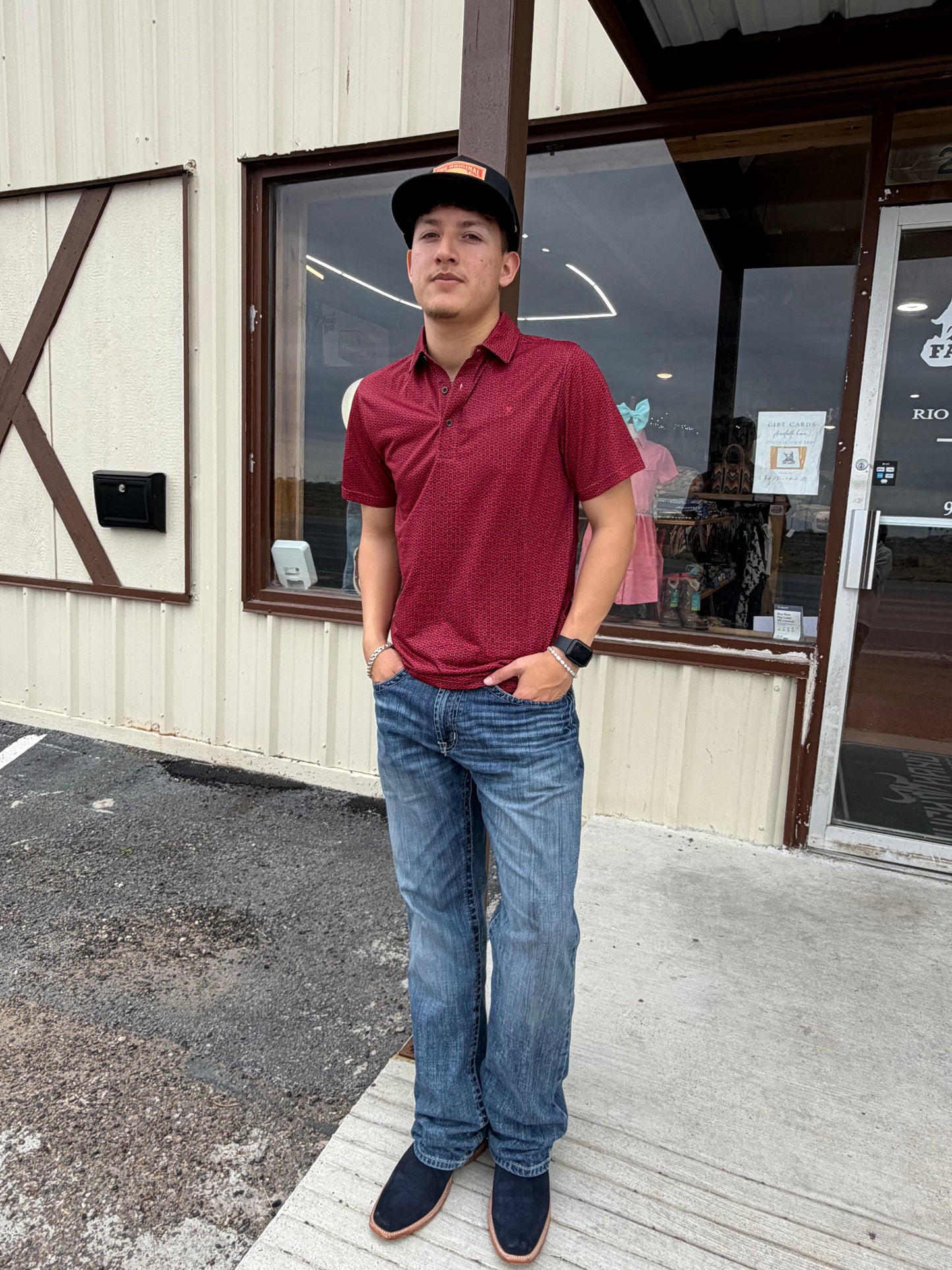 ARIAT CHILI PEPPER TRIBE GEO FITTED - MENS 👕