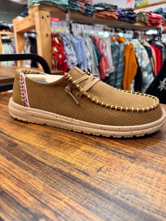 Wendy Classic Micro Perf Malt Brown