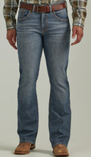 Load image into Gallery viewer, Men’s Wrangler Rock 47 Slim Boot
