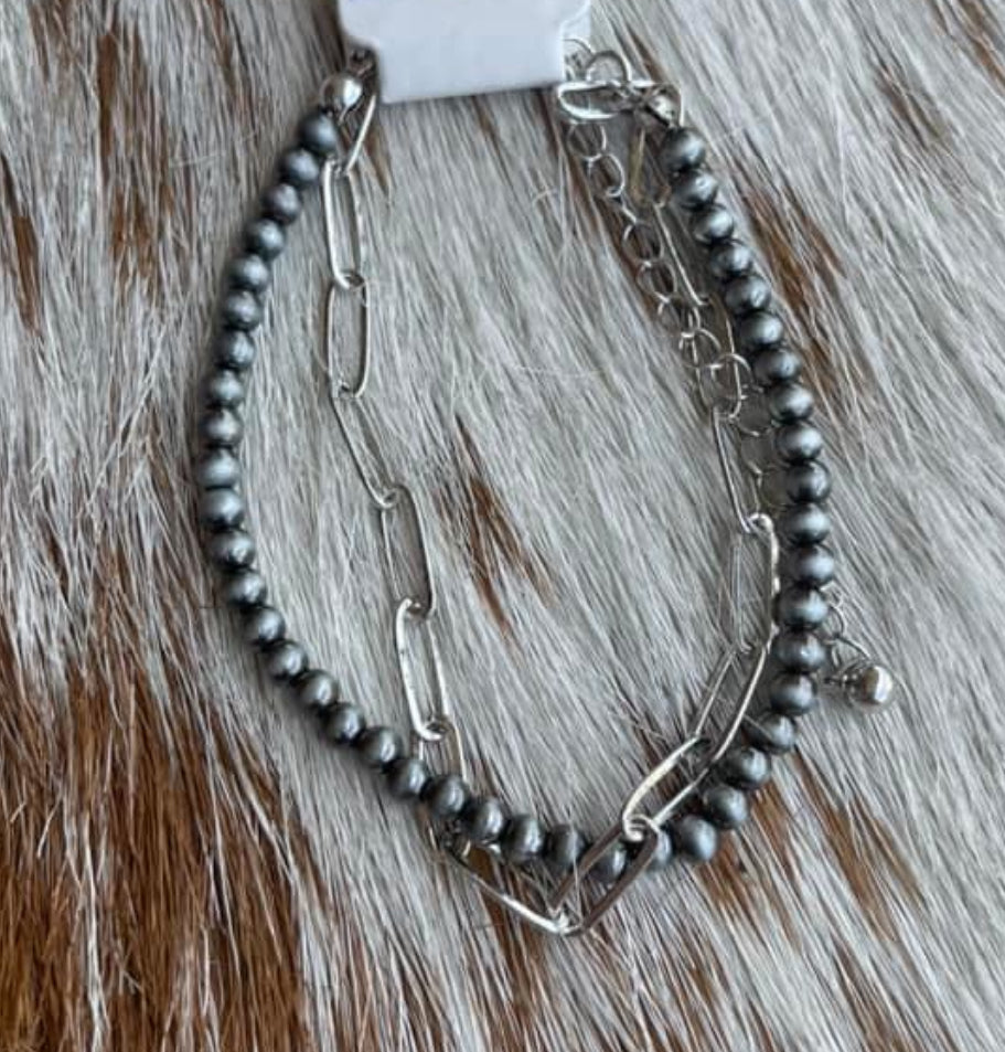 Navajo Style Pearl w/ chain link bracelet