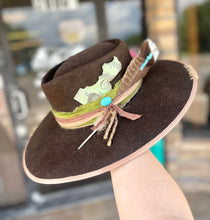 Load image into Gallery viewer, Laney Hat
