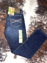 Load image into Gallery viewer, Men&#39;s Wrangler 20x Slim Straight Jeans

