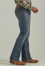 Load image into Gallery viewer, Men’s Wrangler Rock 47 Slim Boot
