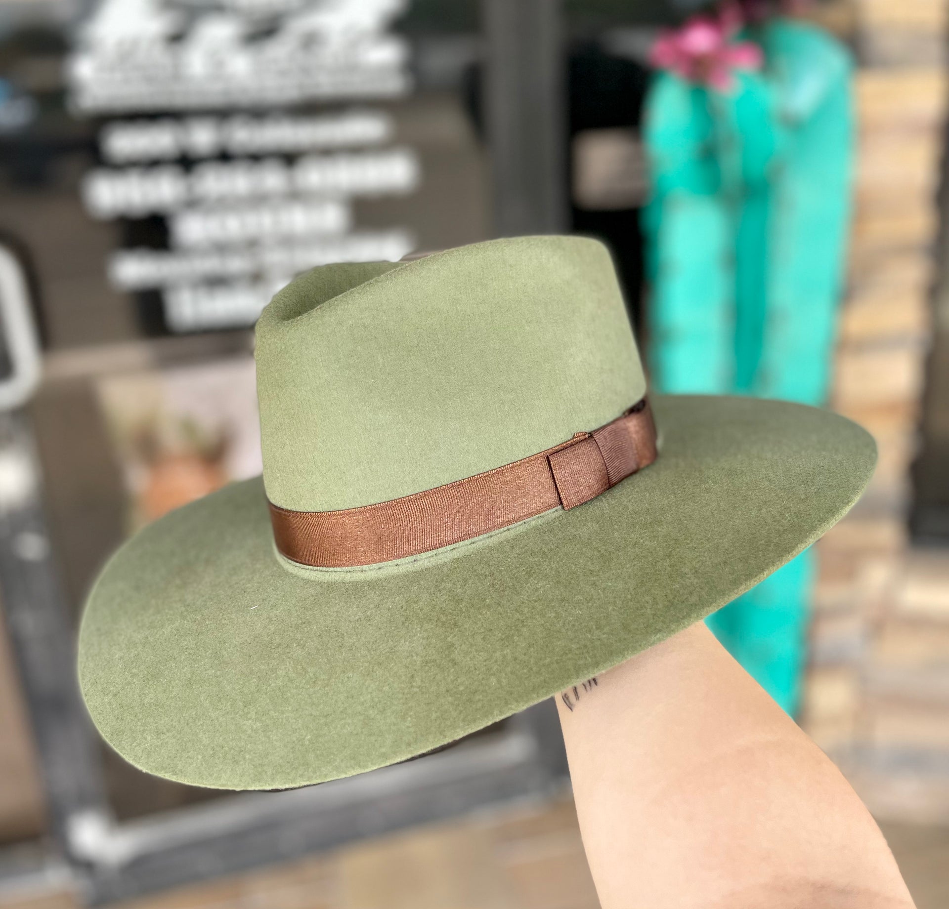 Wyeth By Todd Magill Modern Ranch Olive Green Wool Felt Wide Brim Hat Cowboy NWT Wide Brimmed Green Wool Bard Hat -  main image 3