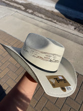 Load image into Gallery viewer, Twister Youth Crème Hat
