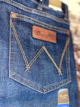 Load image into Gallery viewer, Men&#39;s Wrangler Dark Wash Slim Boot Jeans
