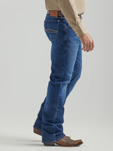 Load image into Gallery viewer, Men&#39;s Wrangler Western Boot 20X Jeans
