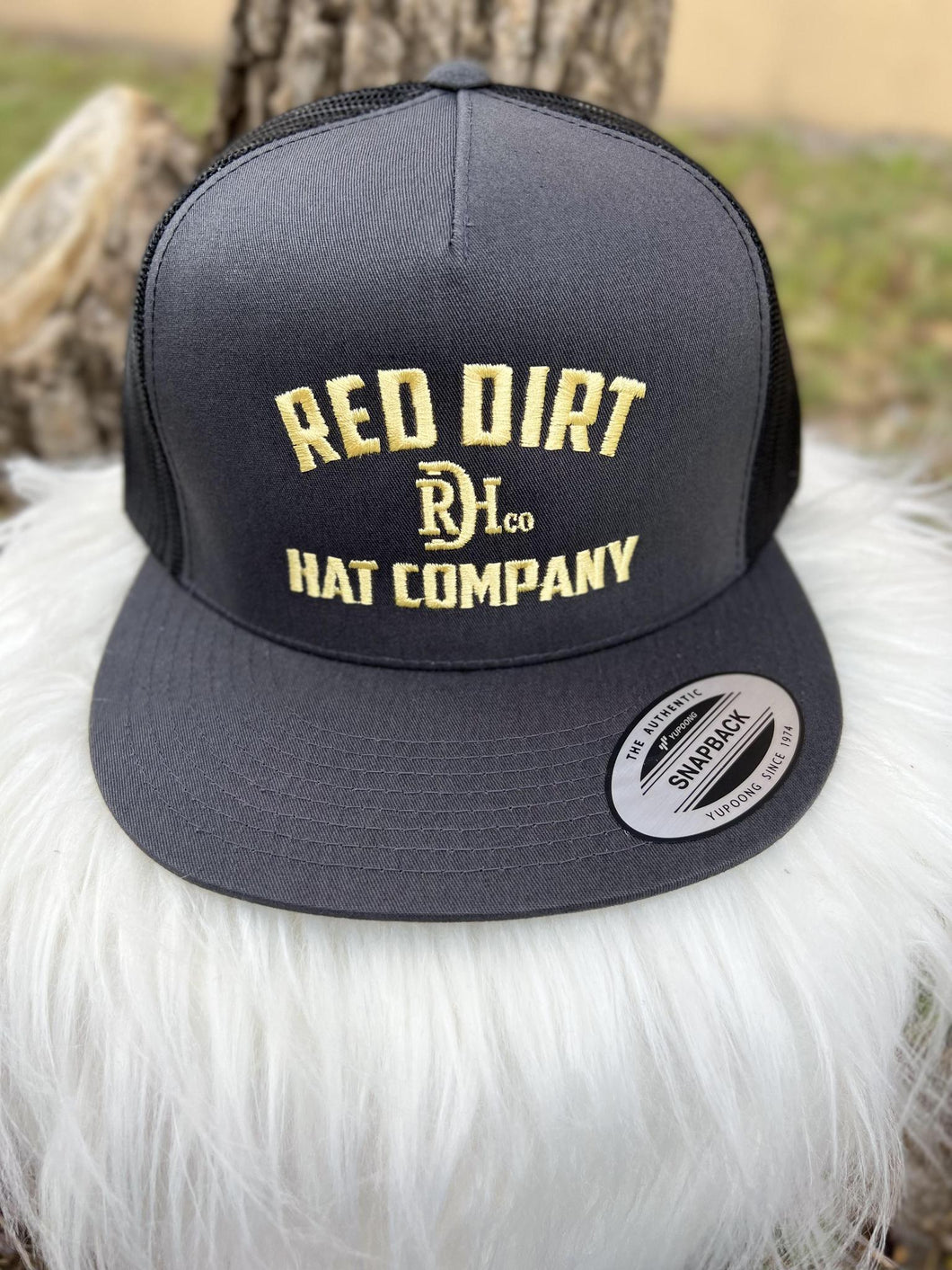 Gold Direct Stitch Charcoal