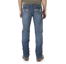 Load image into Gallery viewer, Wrangler Vintage Boot Jean
